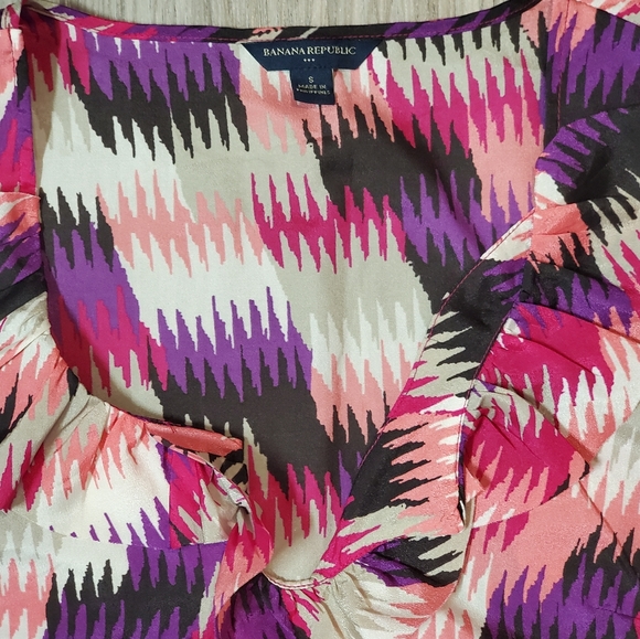 Banana Republic Blouse Womens Small Multicolor Ruffle V Neck Sleeveless Top - Picture 8 of 8